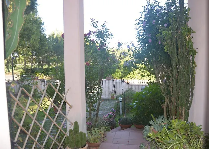 弗拉费住宿加早餐旅馆 住宿加早餐酒店 阿尔博里亚