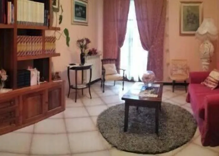 弗拉费住宿加早餐旅馆 住宿加早餐酒店 *